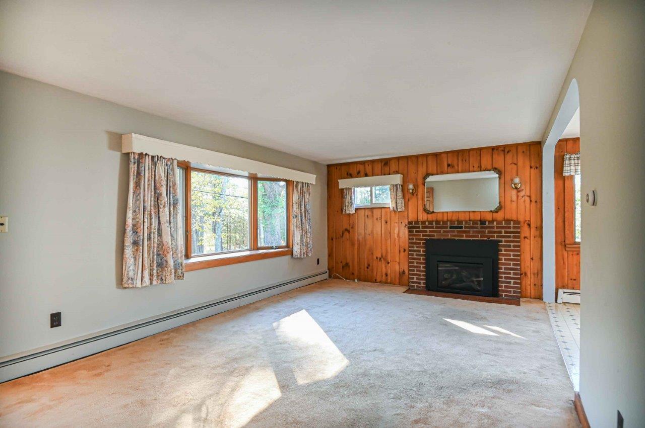 36 Governor Hill Road Eliot ME 03903