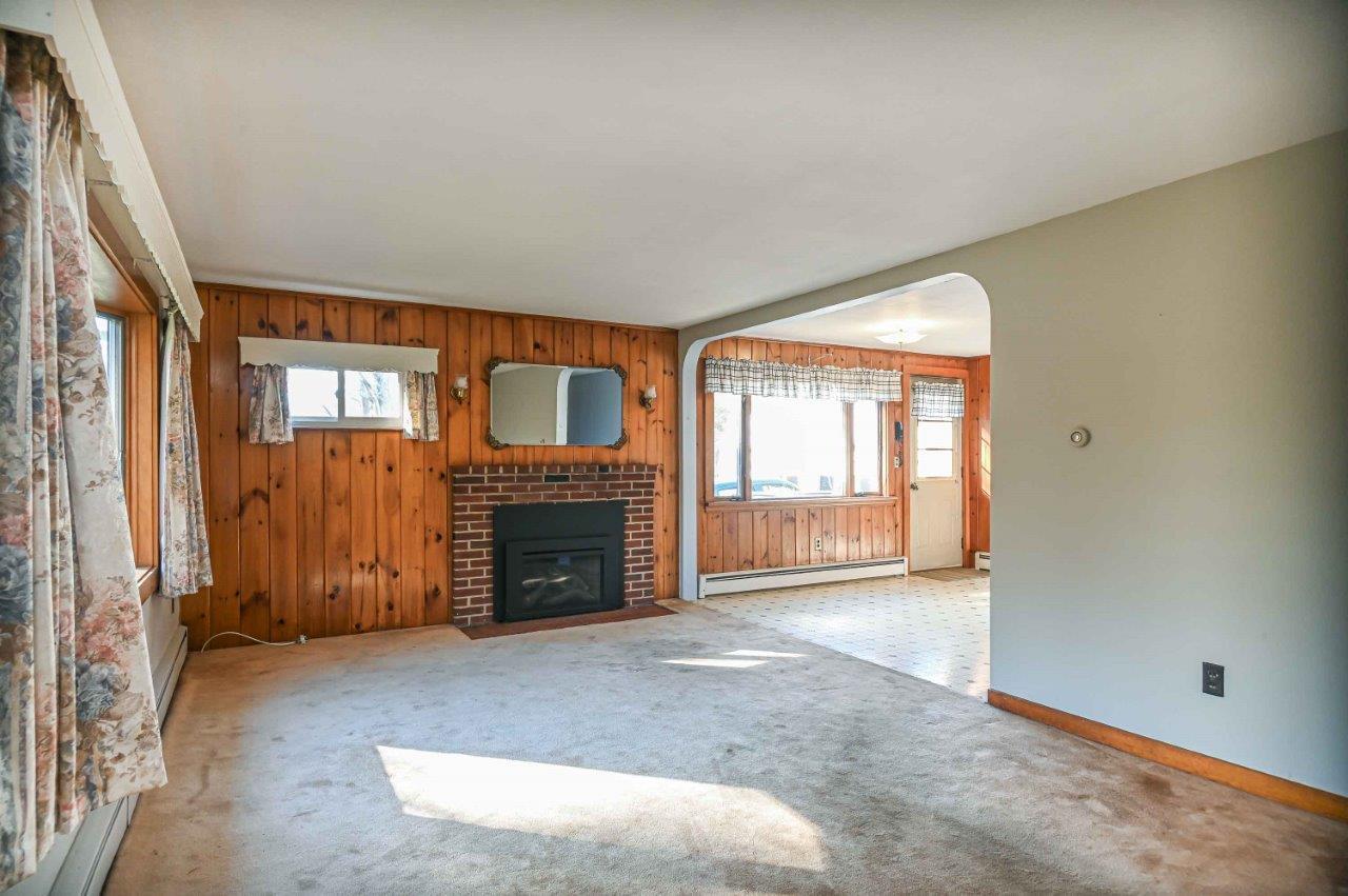 36 Governor Hill Road Eliot ME 03903