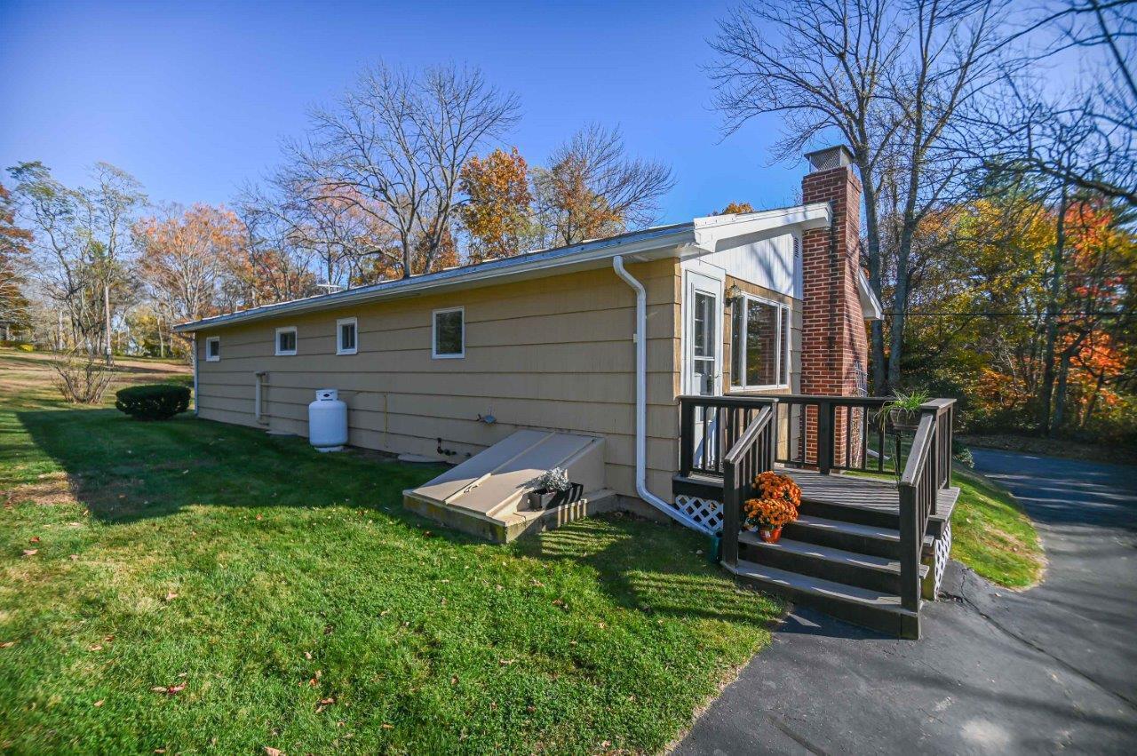 36 Governor Hill Road Eliot ME 03903