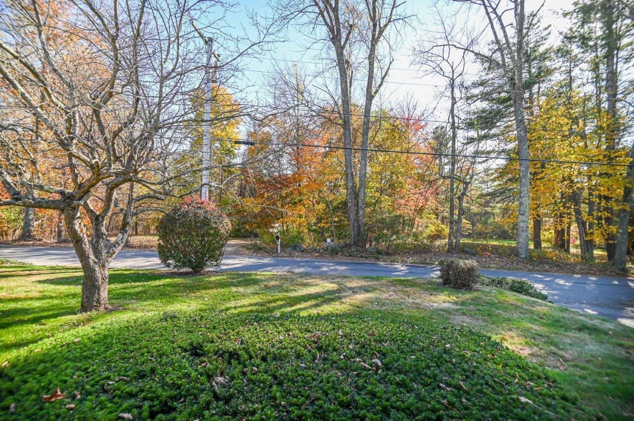 36 Governor Hill Road Eliot ME 03903