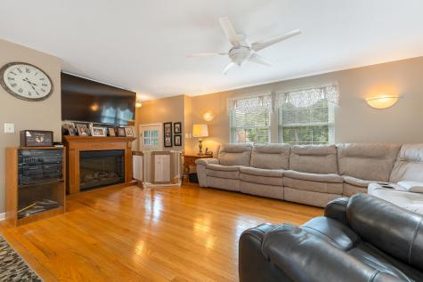 219 Tandberg Trail Windham ME 04062