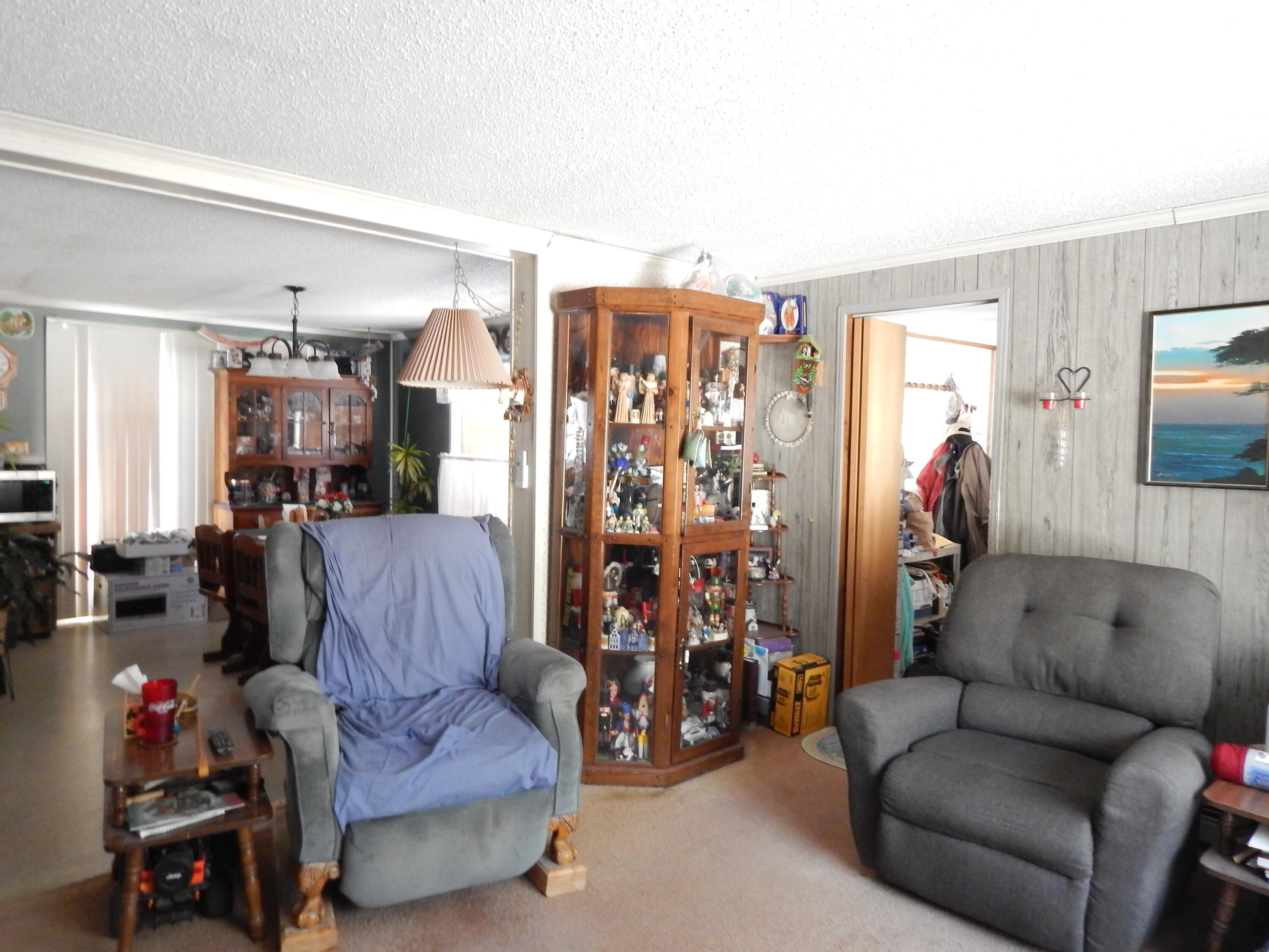 30 Farm View Lane Paris ME 04281