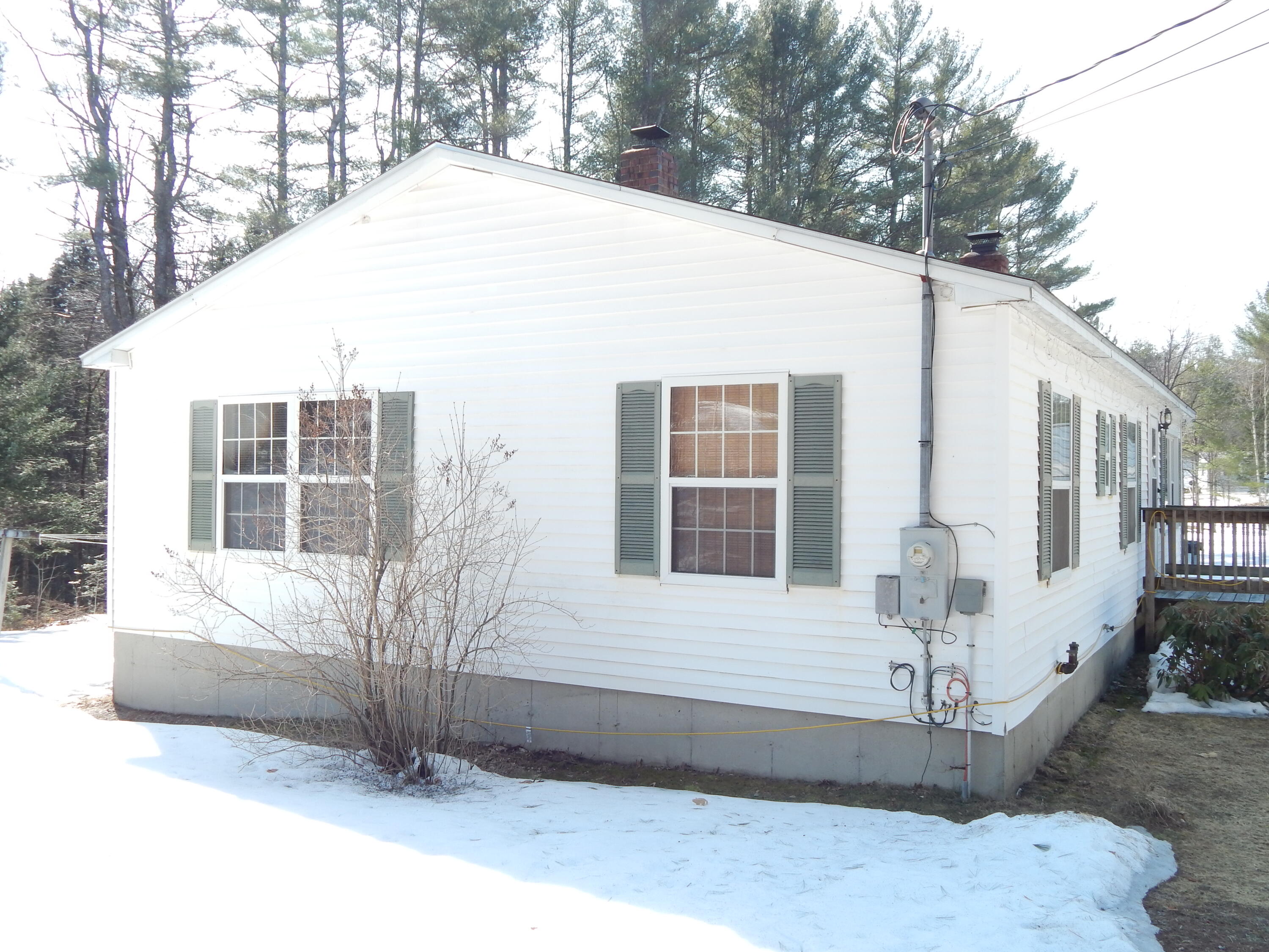 30 Farm View Lane Paris ME 04281