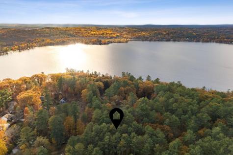 46 Yankee Way Auburn ME 04210