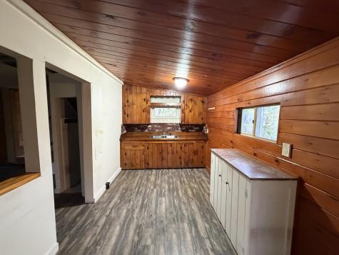 46 Yankee Way Auburn ME 04210