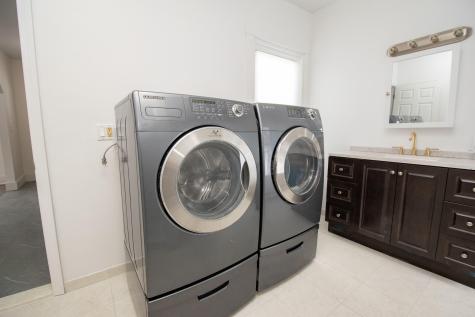 43 Maple Street Dexter ME 04930