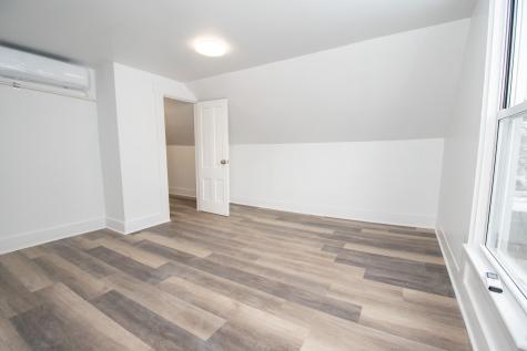 43 Maple Street Dexter ME 04930