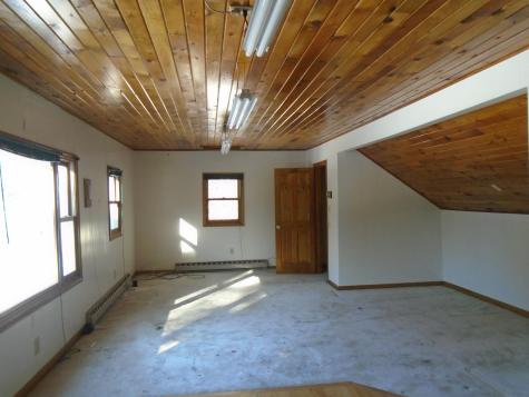 27 Mary Lane Oakland ME 04963