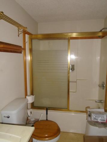 27 Mary Lane Oakland ME 04963