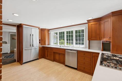 53 Beach Avenue Kennebunk ME 04043