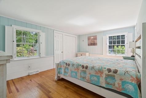 53 Beach Avenue Kennebunk ME 04043
