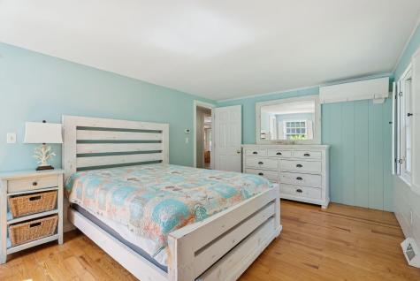 53 Beach Avenue Kennebunk ME 04043