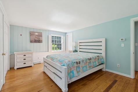 53 Beach Avenue Kennebunk ME 04043