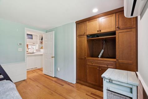53 Beach Avenue Kennebunk ME 04043