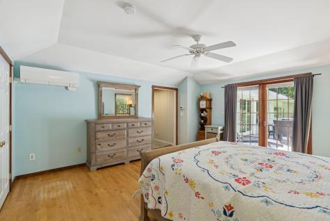 53 Beach Avenue Kennebunk ME 04043