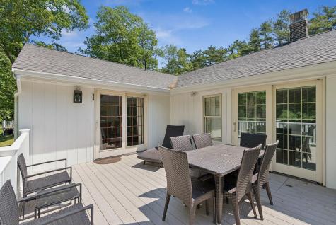 53 Beach Avenue Kennebunk ME 04043