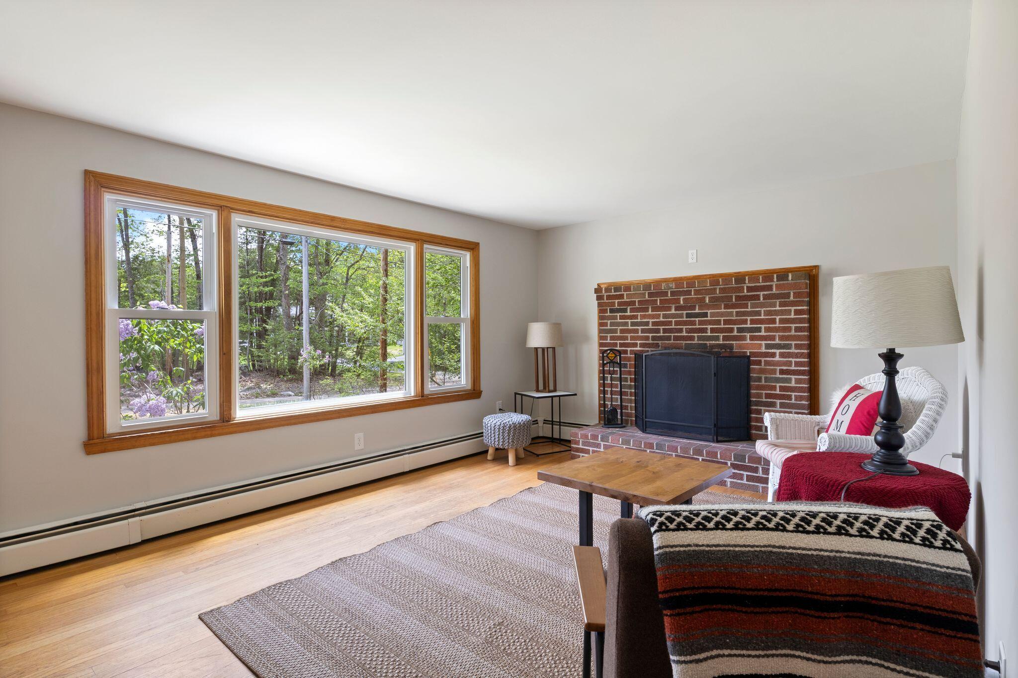 37 Pilgrim Road Standish ME 04084