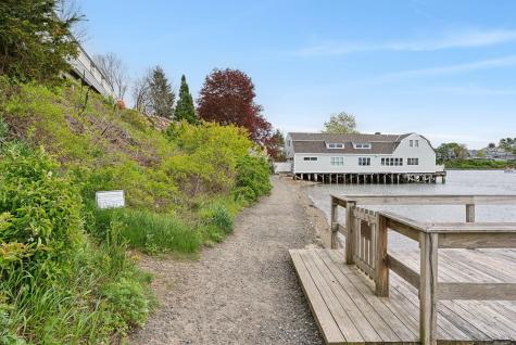 23 Harmon Park Road York ME 03909