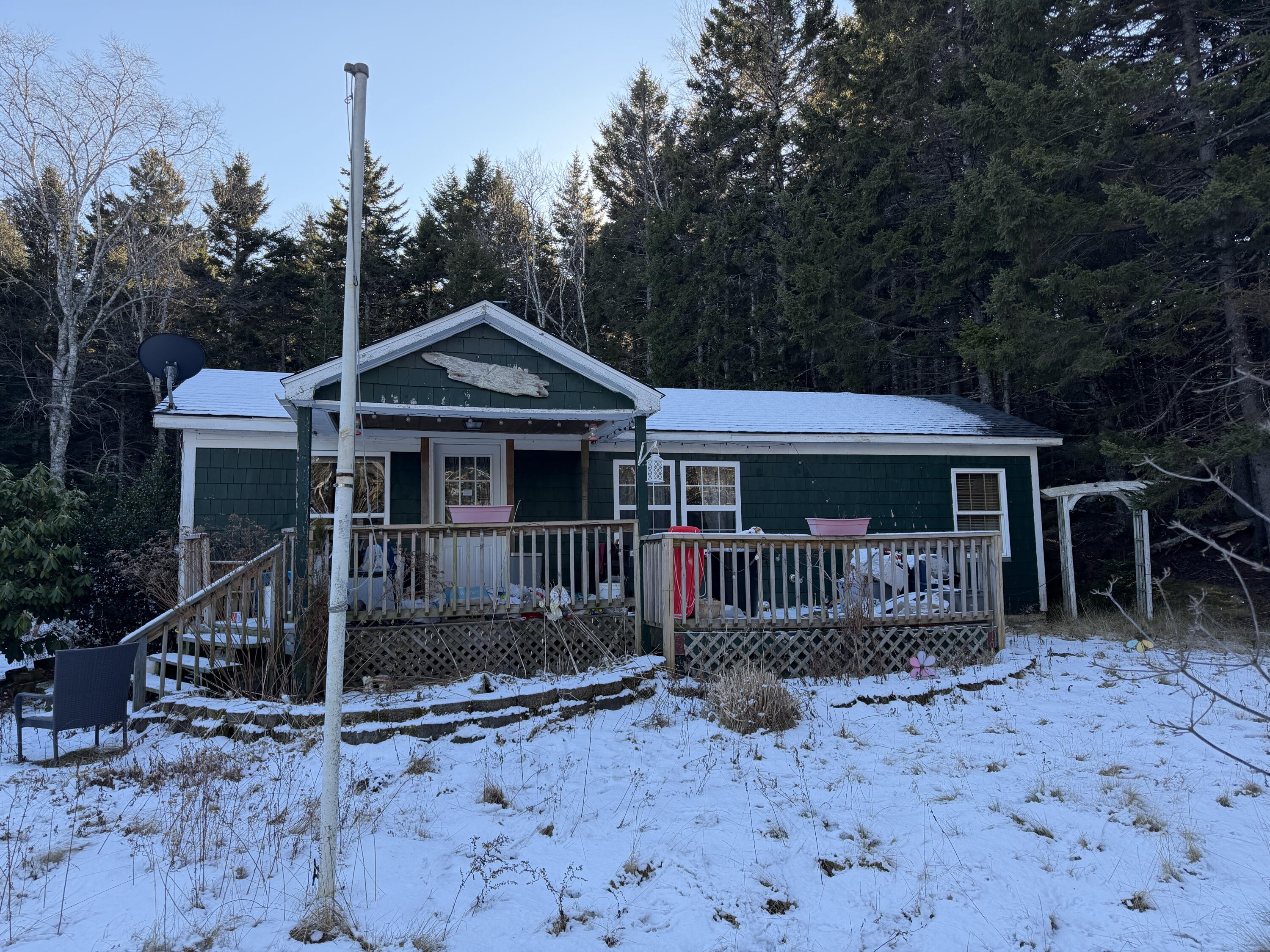 17 East Side Deer Isle ME 04627