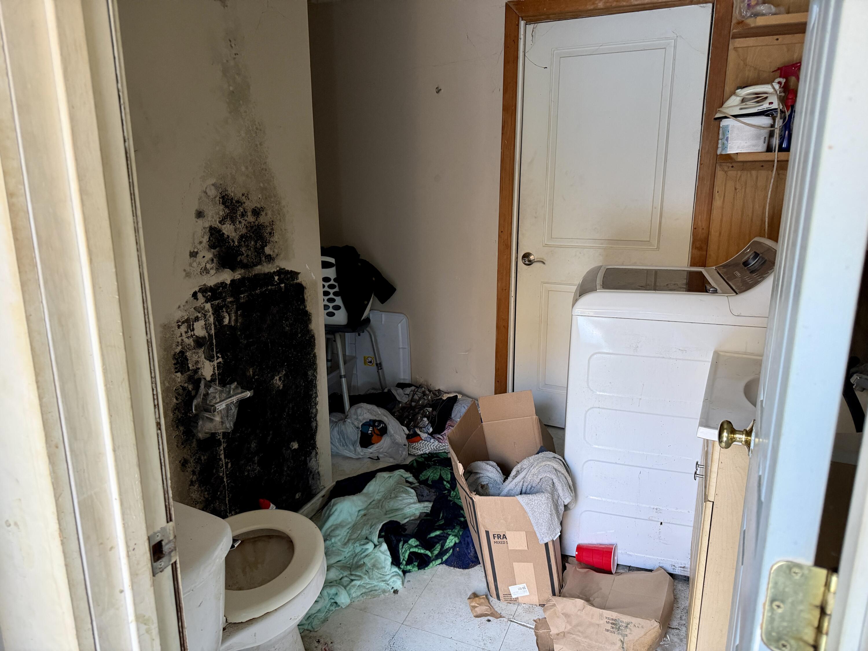 17 East Side Deer Isle ME 04627