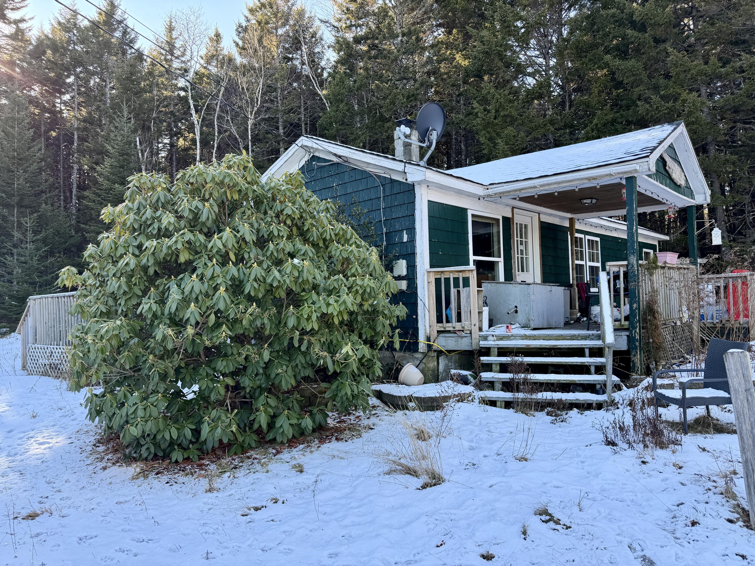 17 East Side Deer Isle ME 04627