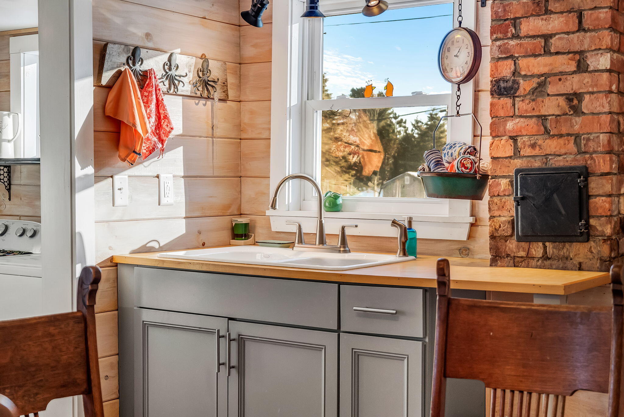 672 Spruce Head Road South Thomaston ME 04858