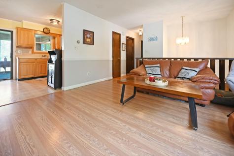 19 Hilltop Avenue Lewiston ME 04240