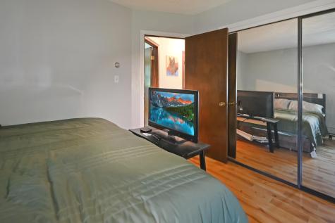 19 Hilltop Avenue Lewiston ME 04240