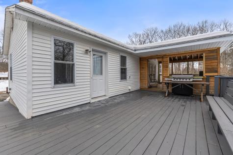 97 1st Street West Gardiner ME 04345