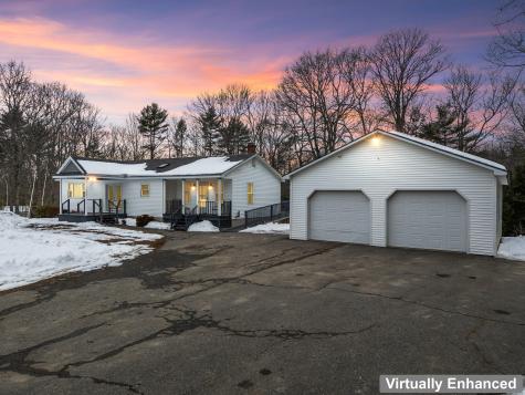 97 1st Street West Gardiner ME 04345