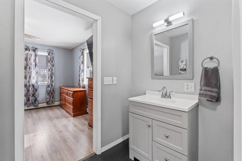 97 1st Street West Gardiner ME 04345