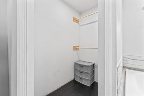 97 1st Street West Gardiner ME 04345