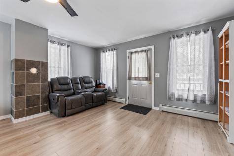 97 1st Street West Gardiner ME 04345