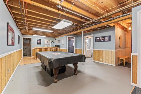 97 1st Street West Gardiner ME 04345