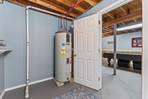 97 1st Street West Gardiner ME 04345