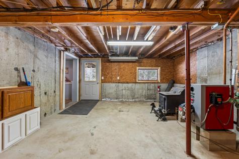 97 1st Street West Gardiner ME 04345