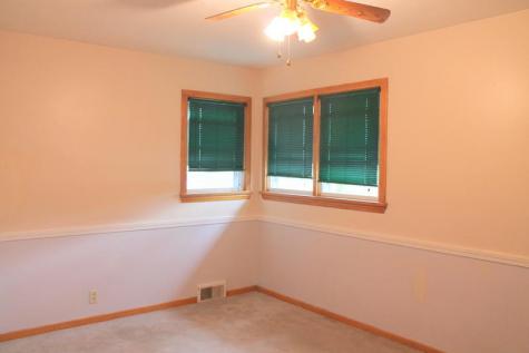 240 Gamage Avenue Auburn ME 04210
