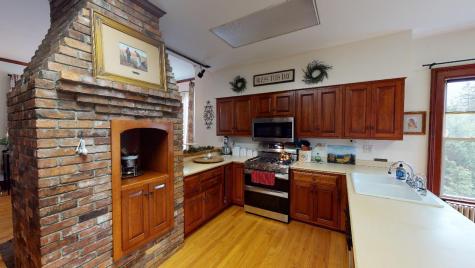 18 Lafayette Street Calais ME 04619