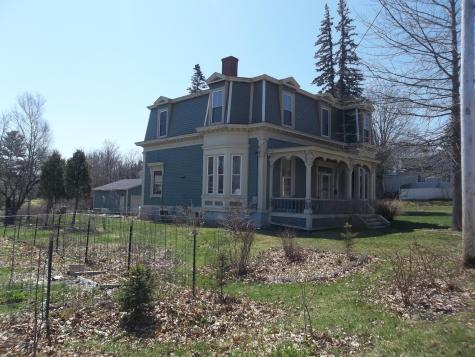 18 Lafayette Street Calais ME 04619