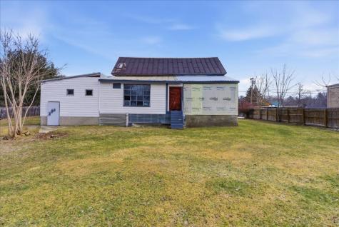 171 Park Street Livermore Falls ME 04254