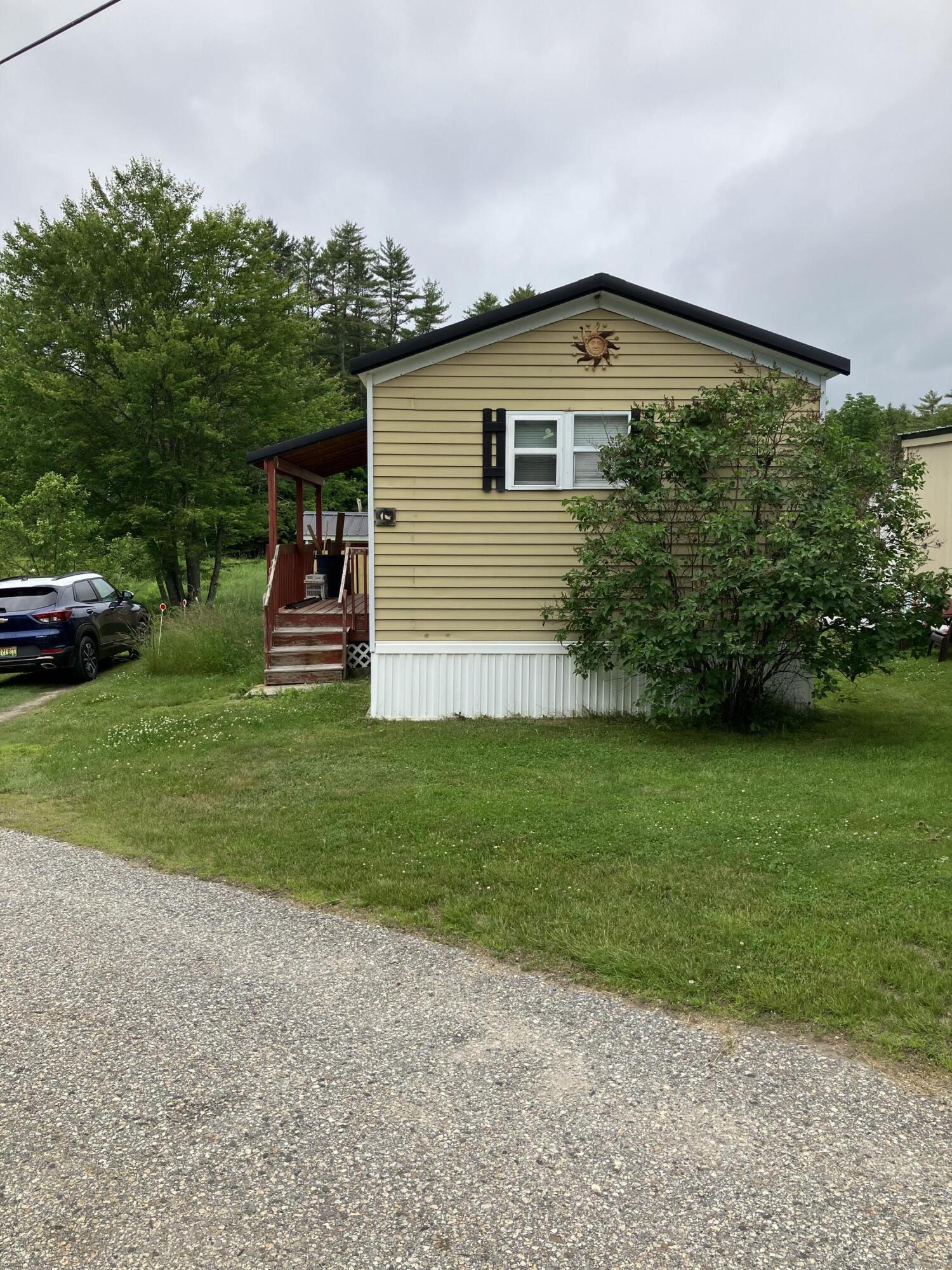 10 Spring Valley Lane New Gloucester ME 04260