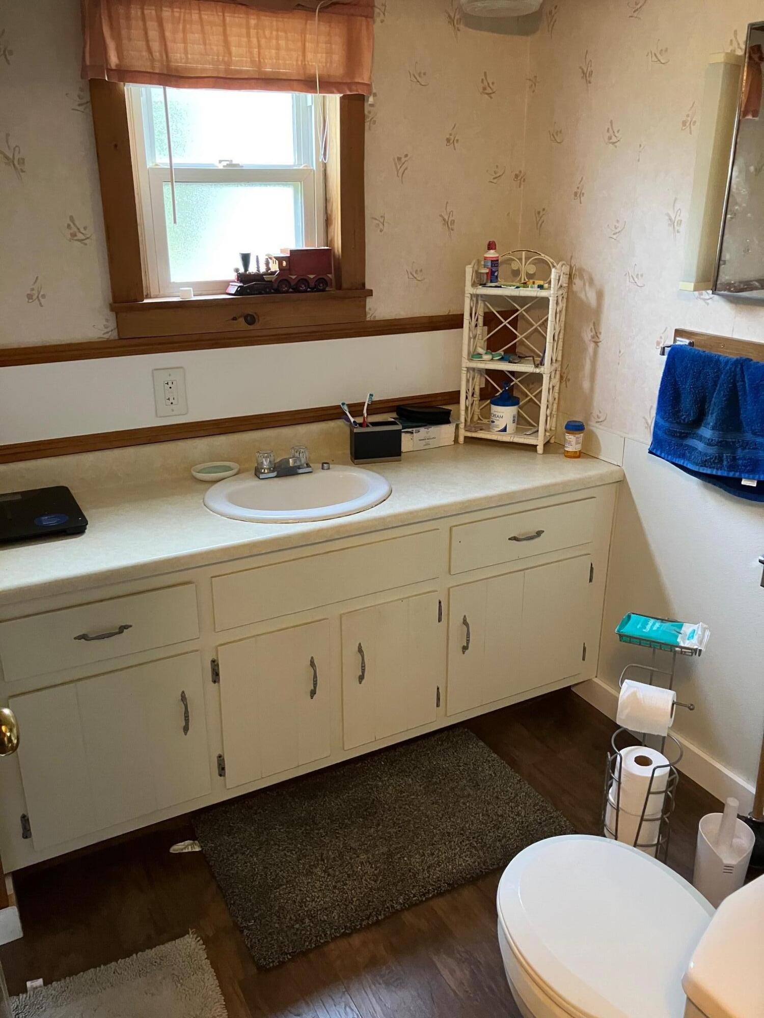 10 Spring Valley Lane New Gloucester ME 04260