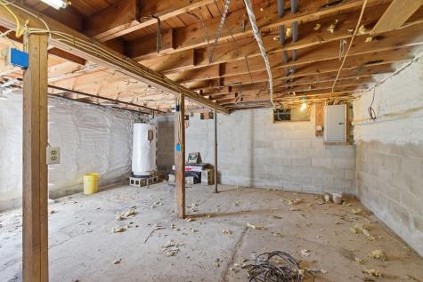 378 Sanford Road Wells ME 04090