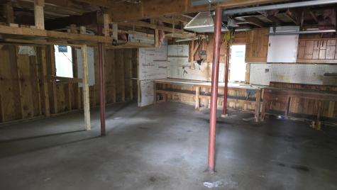 20 Western Avenue Auburn ME 04210