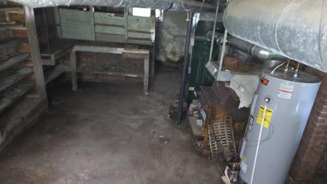 20 Western Avenue Auburn ME 04210