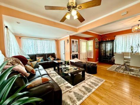 1041 Ocean Avenue Portland ME 04103