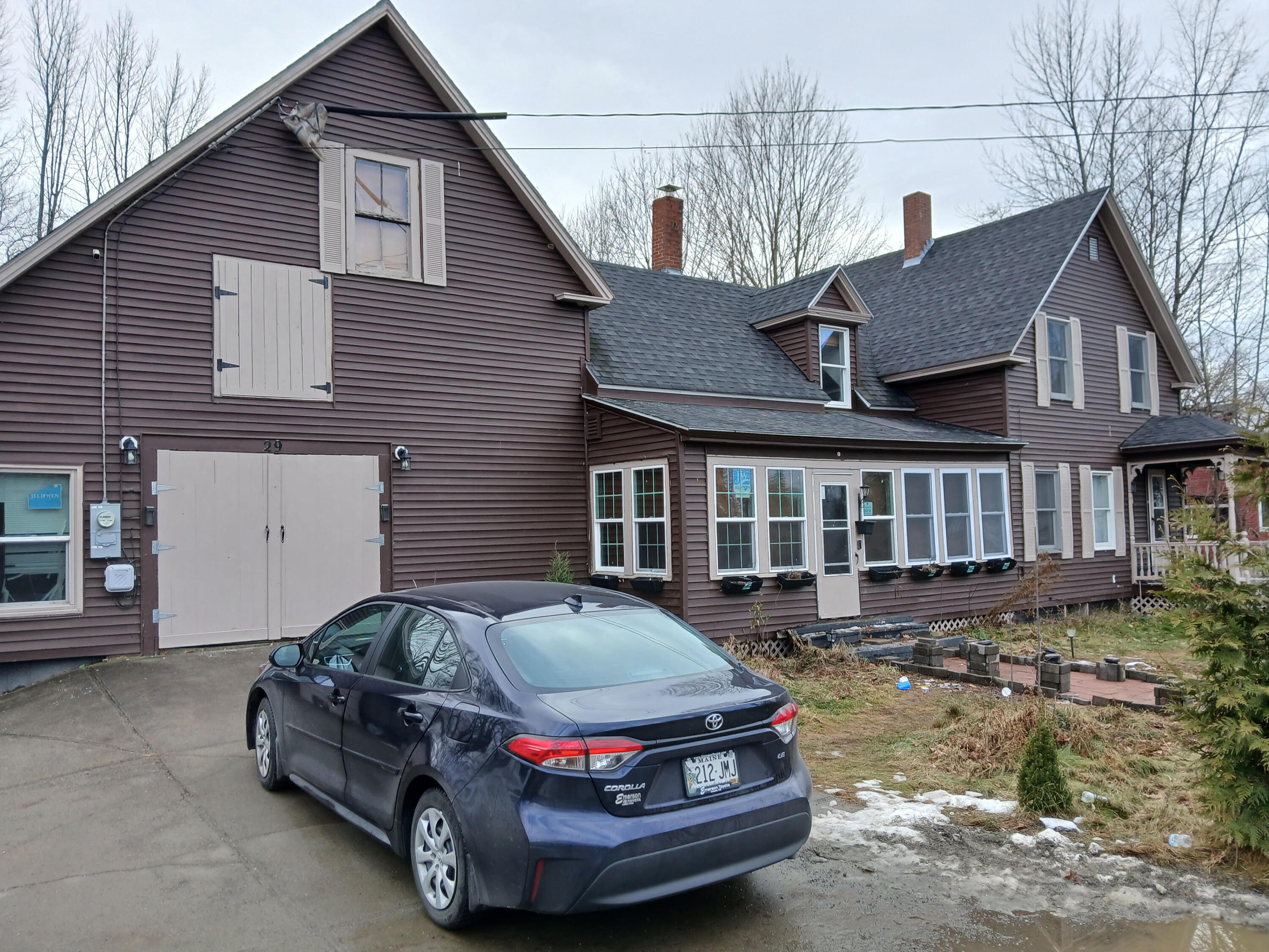 29 River Street Strong ME 04983