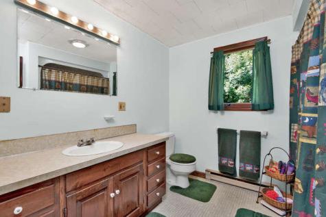 559 Mcwain Hill Road Waterford ME 04088
