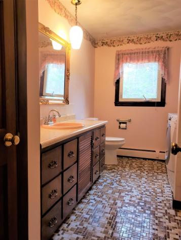 42 Smiley Avenue Winslow ME 04901