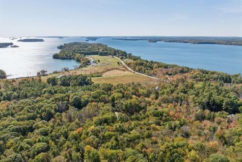 7 Shearwater Way Brunswick ME 04011